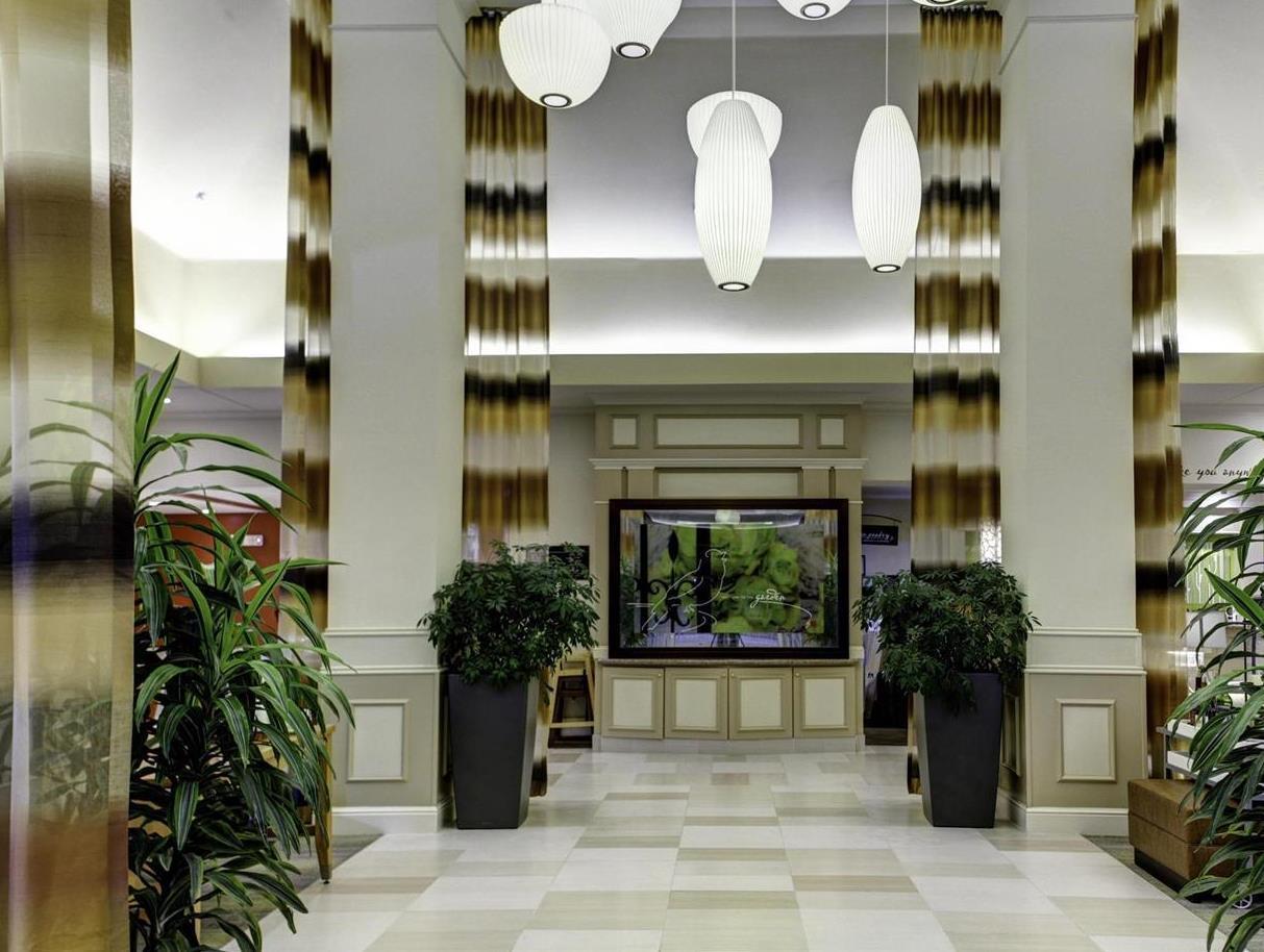 Hilton Garden Inn Overland Park Exterior photo