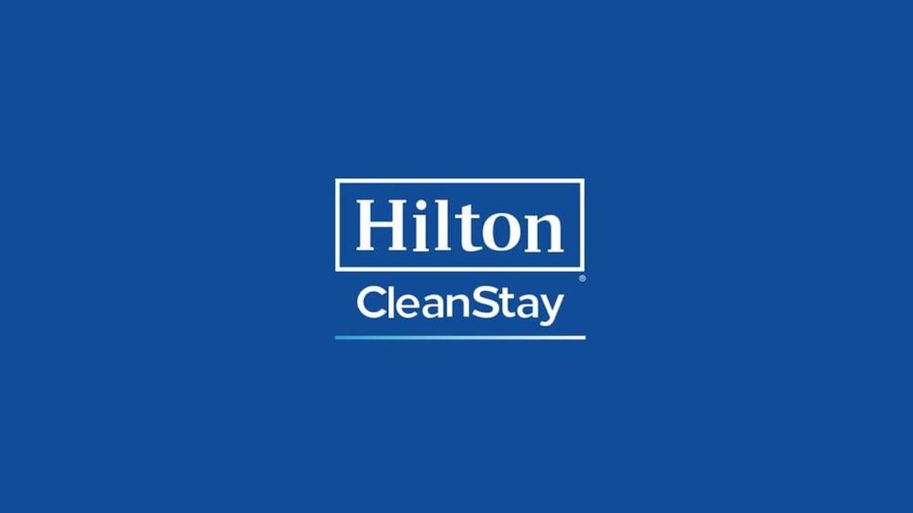 Hilton Garden Inn Overland Park Exterior photo
