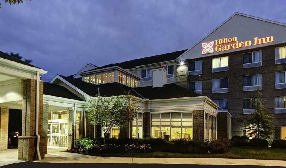 Hilton Garden Inn Overland Park Exterior photo